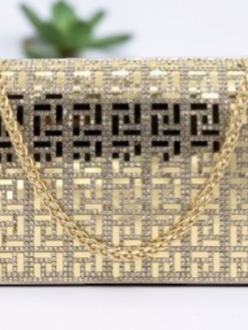 Gold Geometric Pattern Clutch with Chain Strap – Elegant Evening Bag